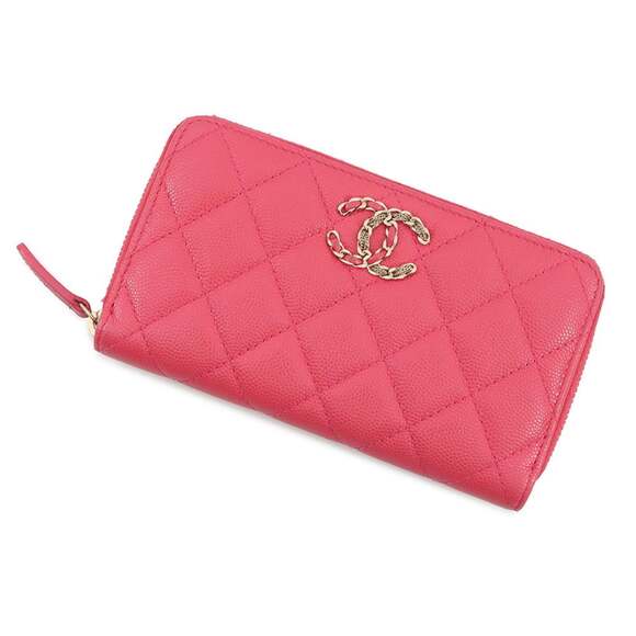 CHANEL Pink Caviar Leather Logo Wallet